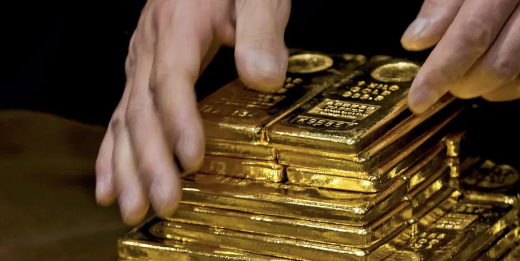 Gold or silver? Here's how to invest in precious metals: CIO